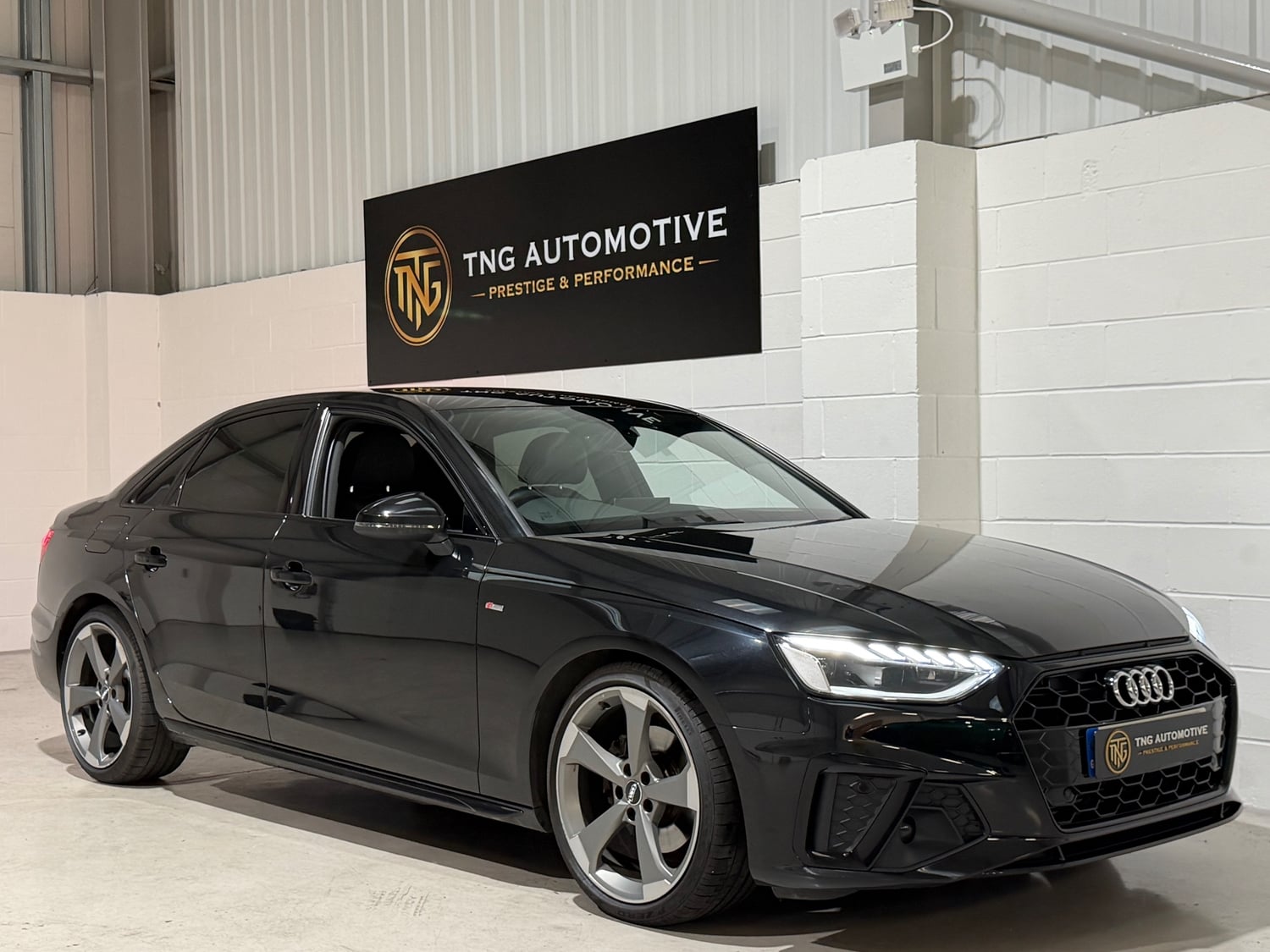 [ berth ]Audi A4