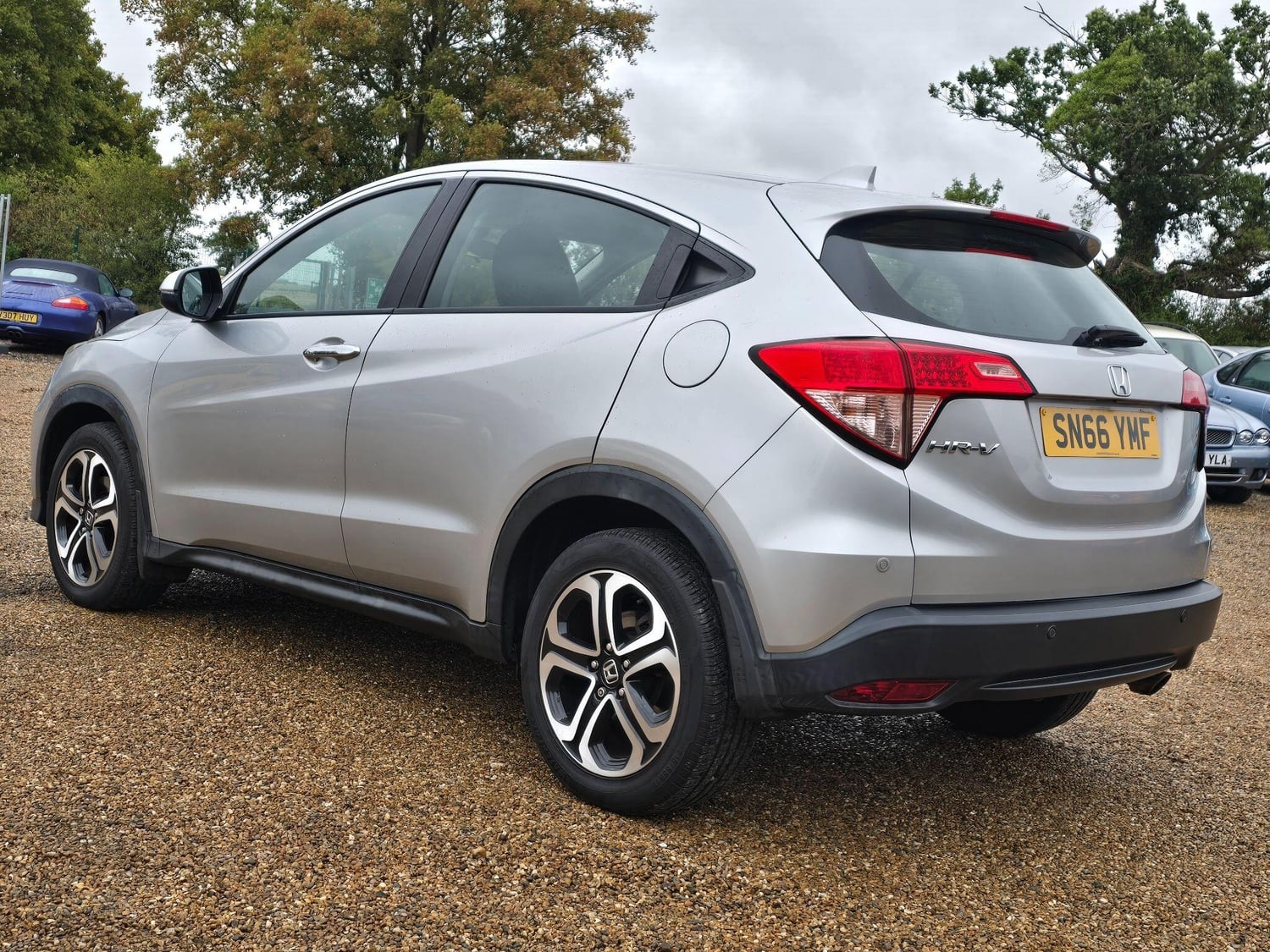 [ berth ]Honda HR-V