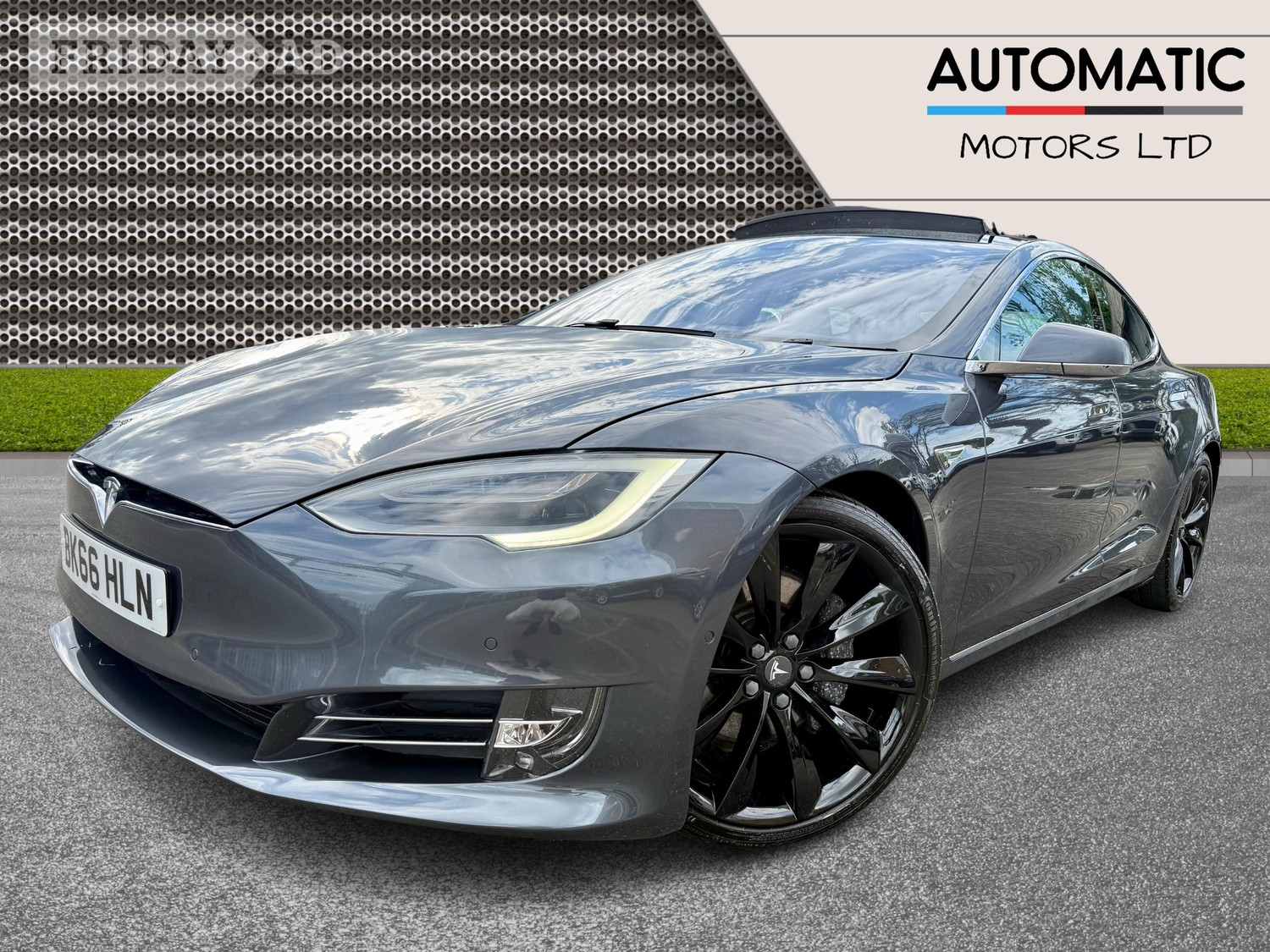 Tesla Model S 2016 - Cars in Hillingdon