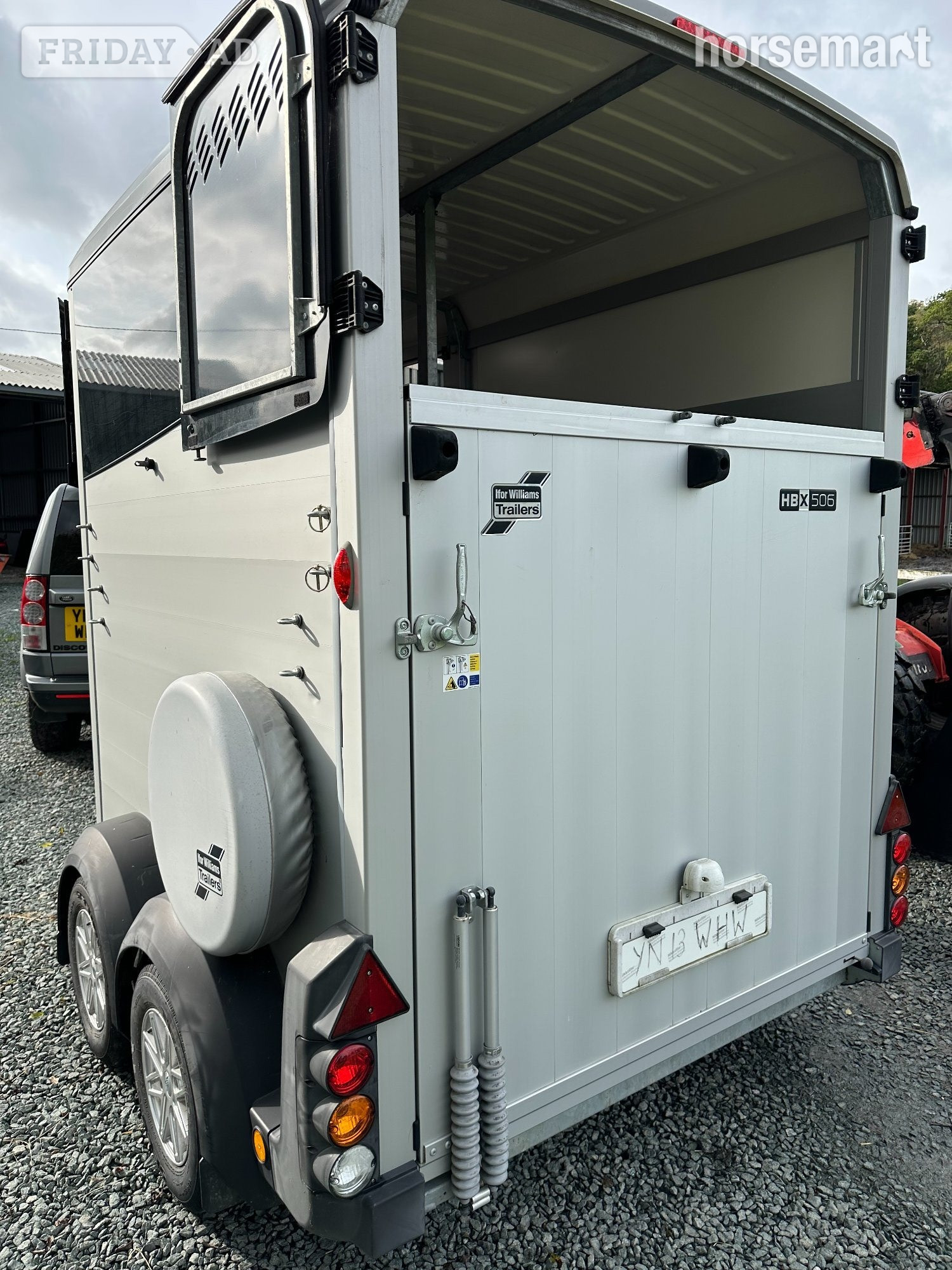 Ifor Williams IFOR WILLIAMS HBX506 SILVER HORSEBOX TRAILER 2022  Horse Trailer - Trailers & Horseboxes