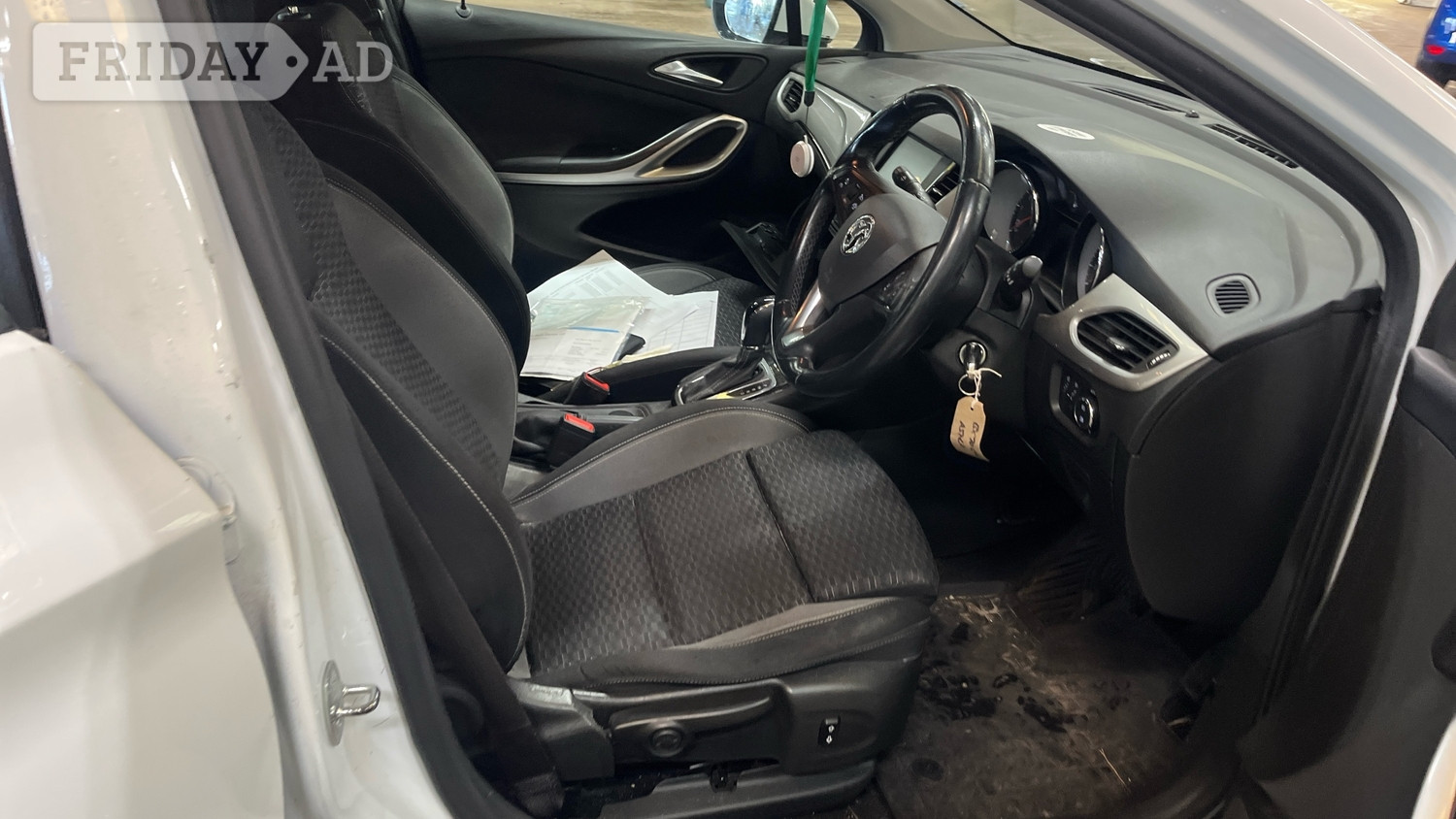[ berth ]Vauxhall Astra