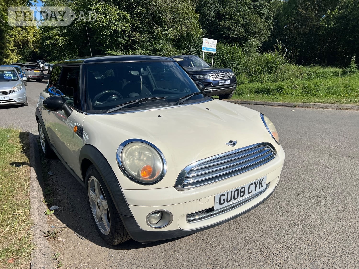 Mini Hatch 2008 in Horley