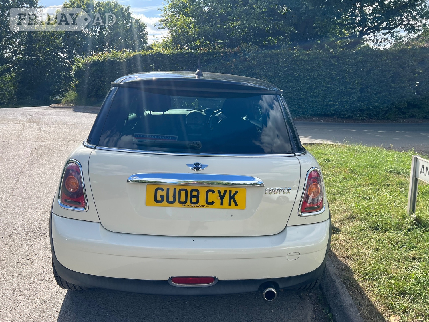 Mini Hatch 2008 - Cars in Horley
