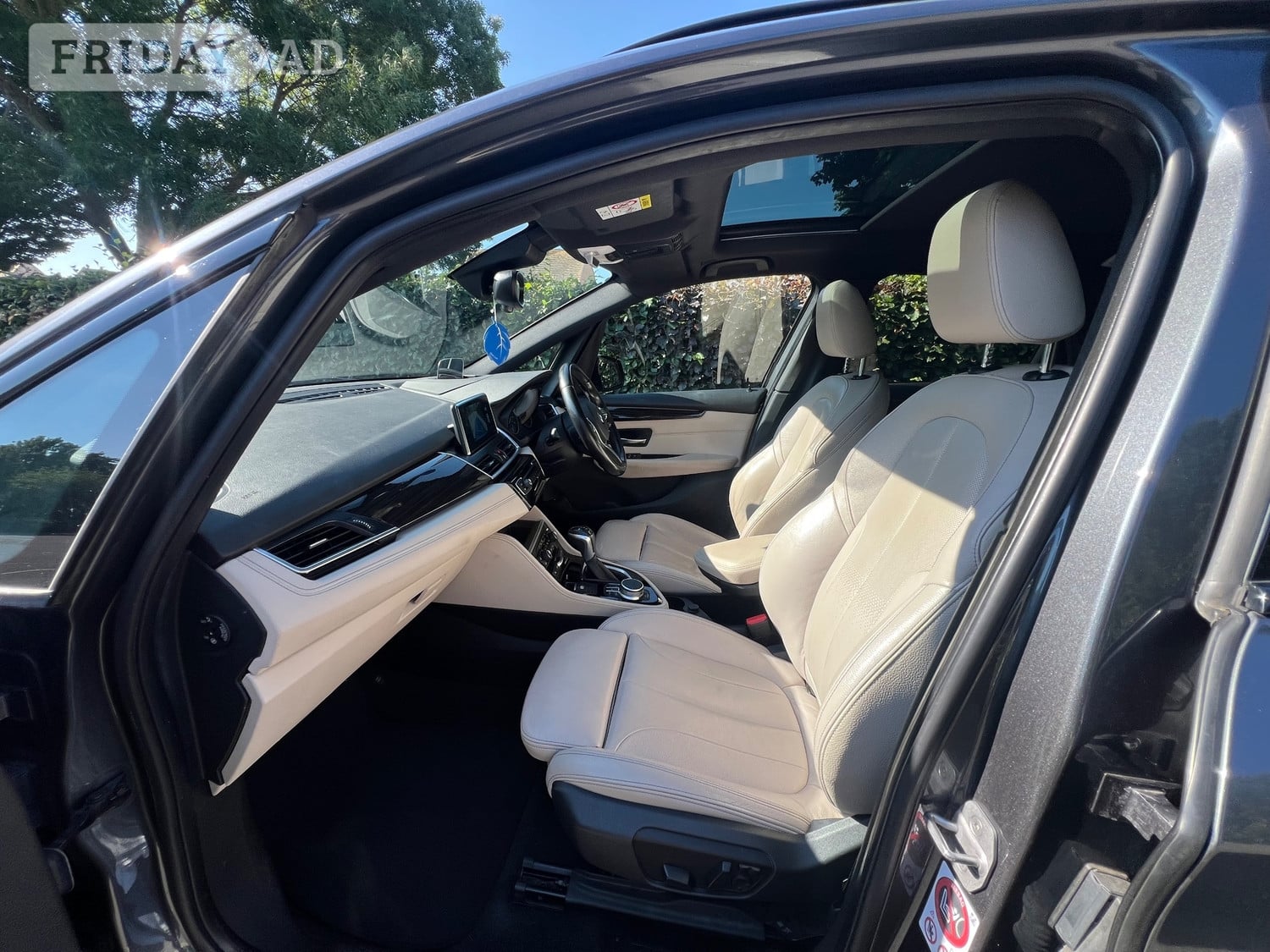 BMW 2 Series Active Tourer 2017 - Cars
