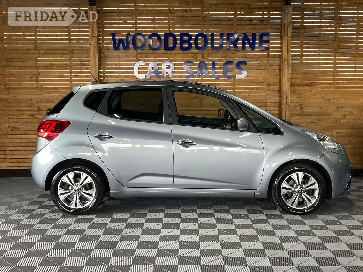 Kia Venga 2019 - Cars