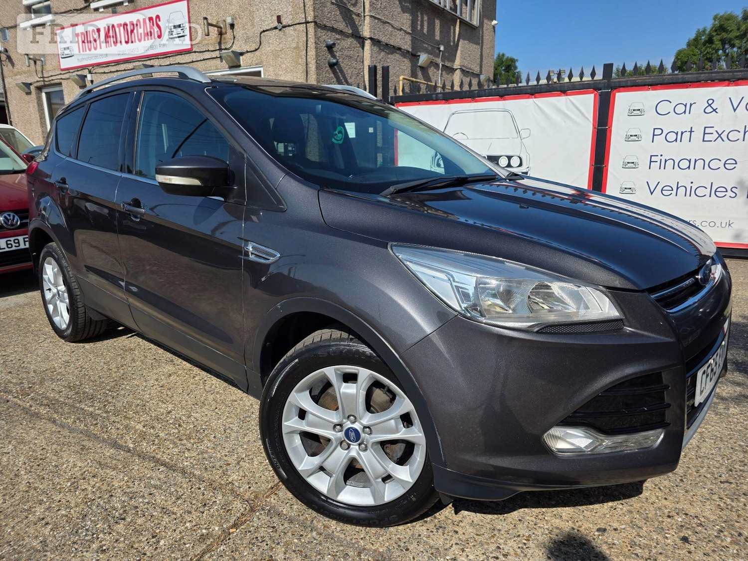 Ford Kuga 2015 in Hounslow