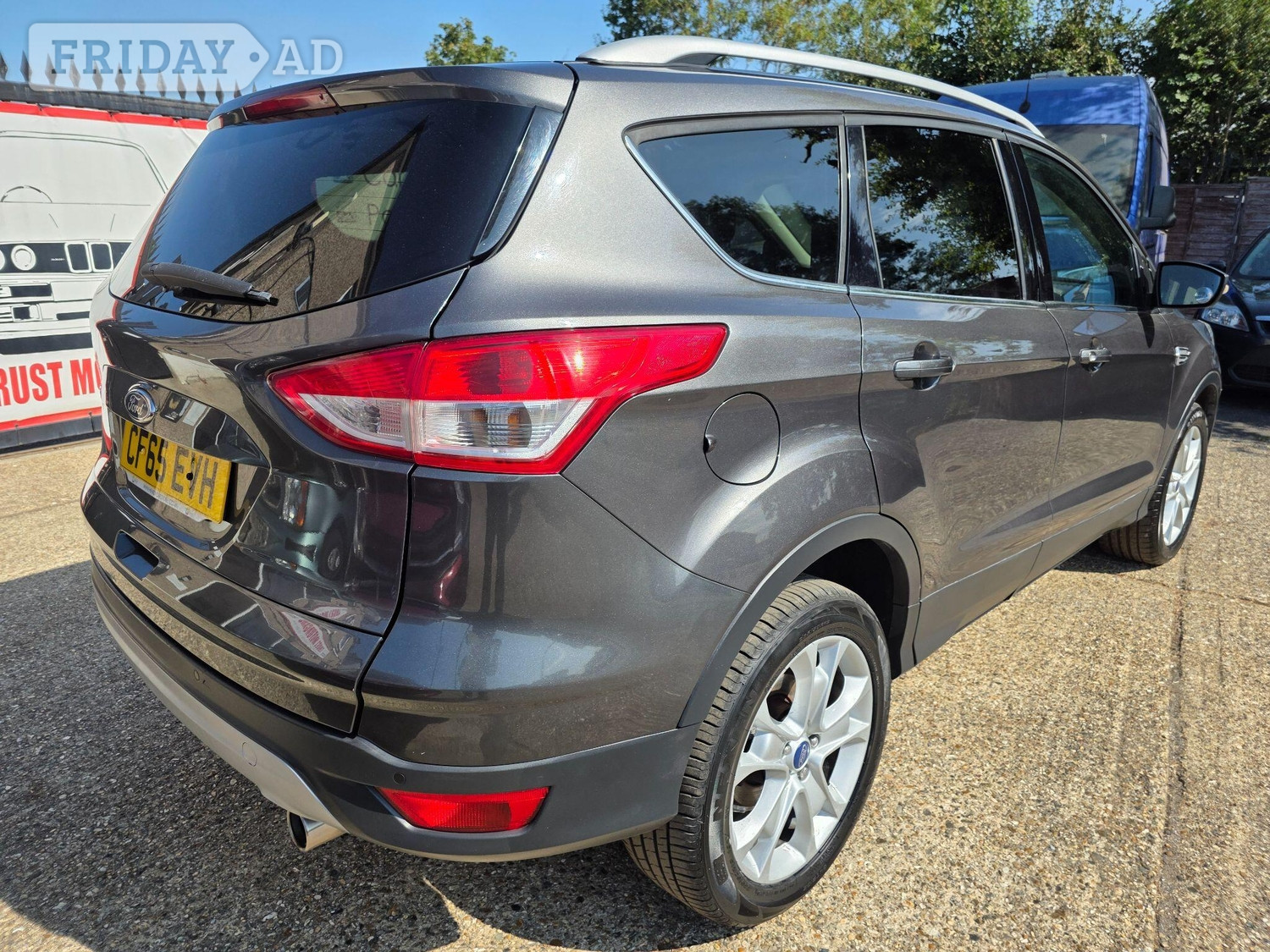 [ berth ]Ford Kuga
