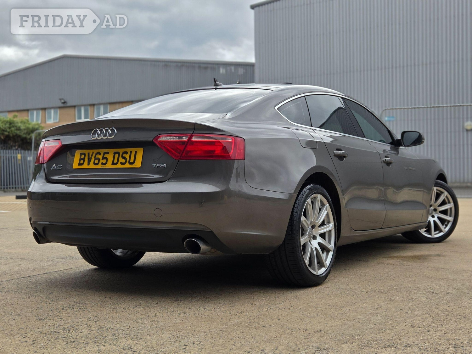[ berth ]Audi A5