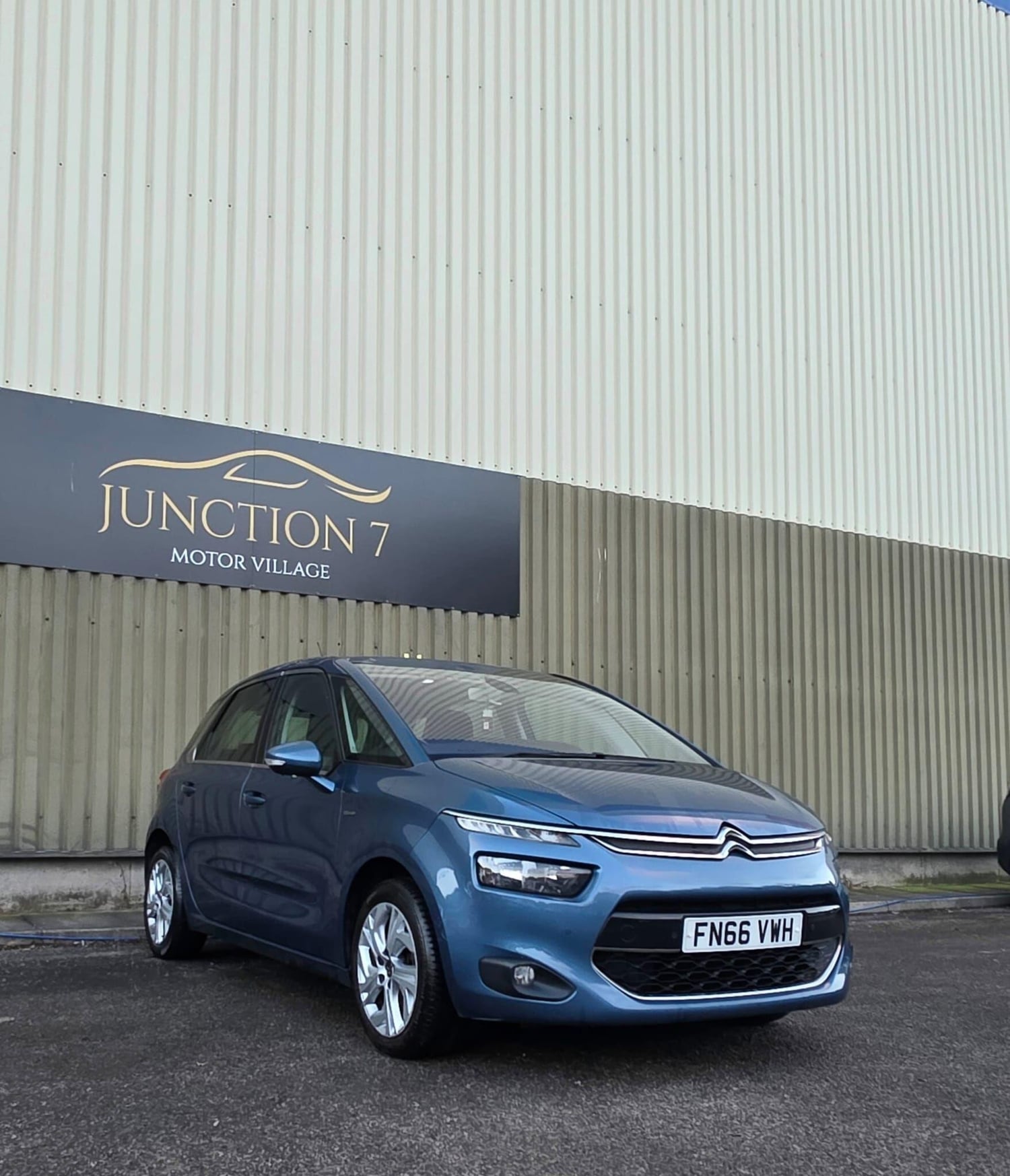 [ berth ]Citroen C4 Picasso