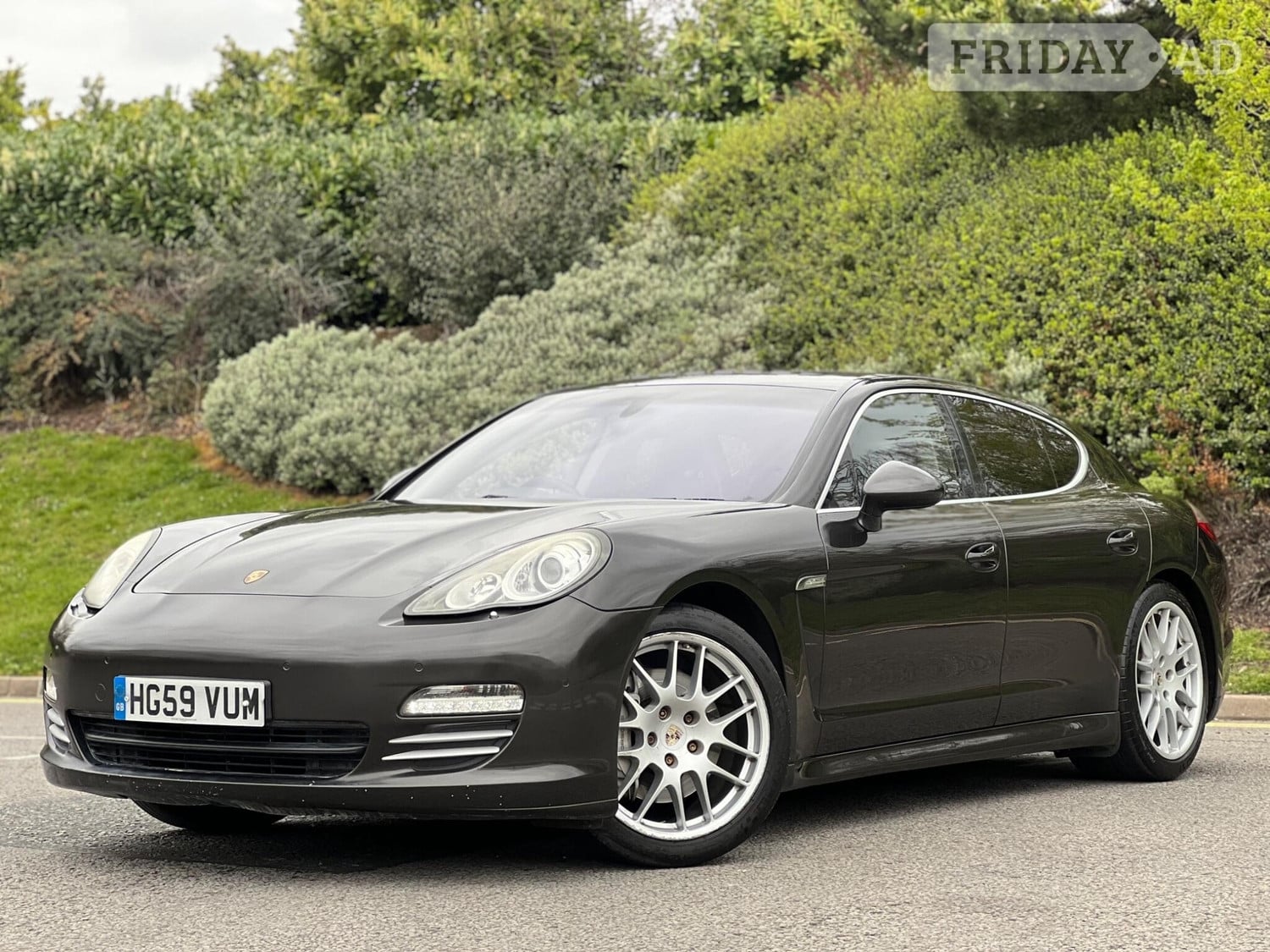 [ berth ]Porsche Panamera