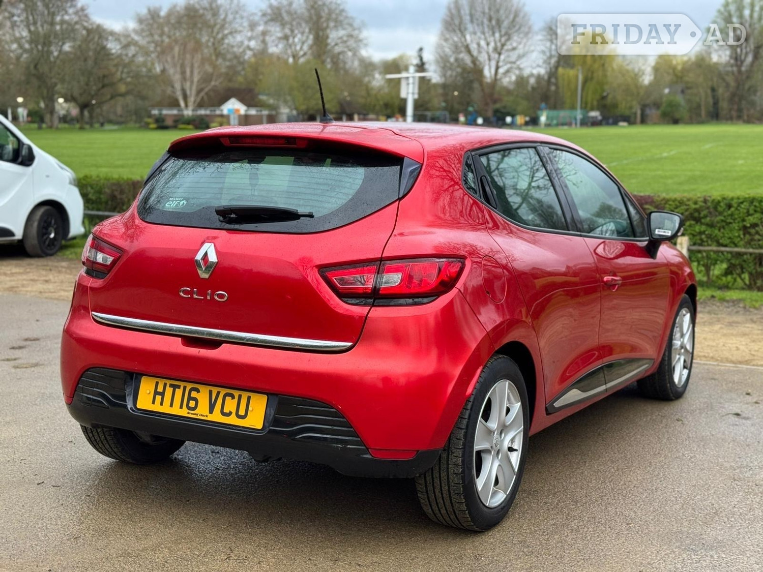 Renault Clio 2016 - Cars in Hillingdon