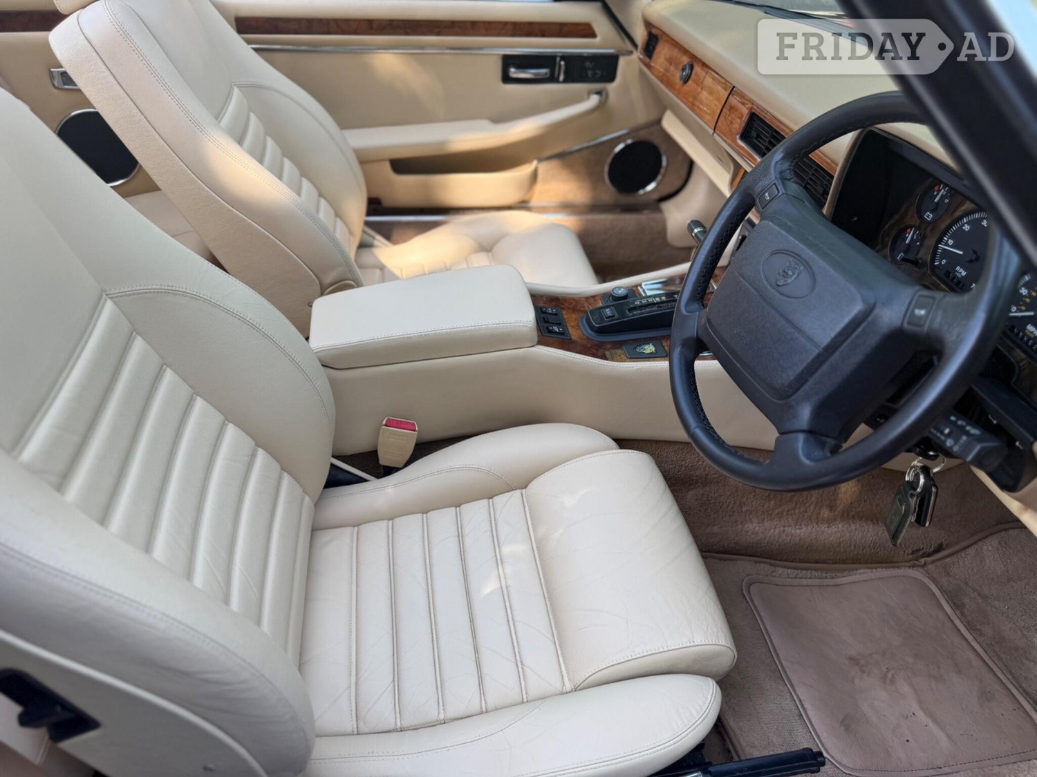 [ berth ]Jaguar XJS