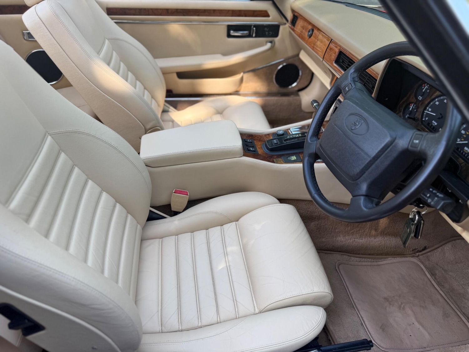 [ berth ]Jaguar XJS