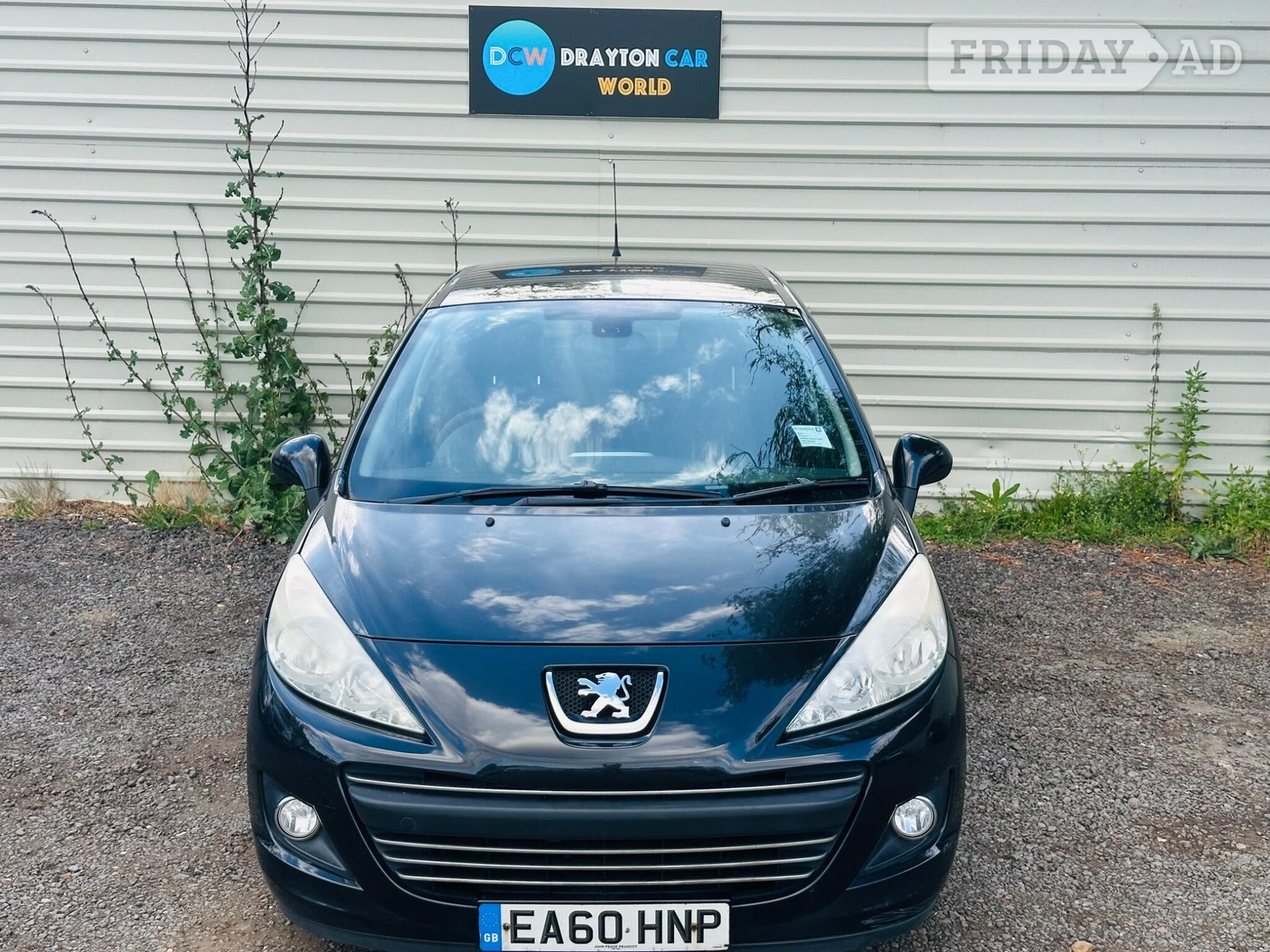 Peugeot 207 2010 - Cars