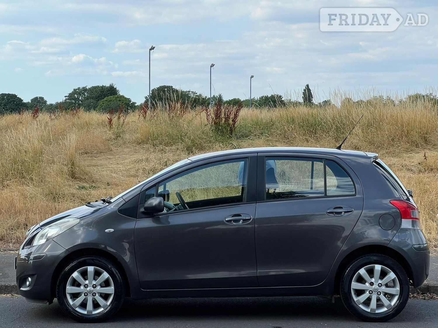 Toyota Yaris 2011 - Cars in Birmingham