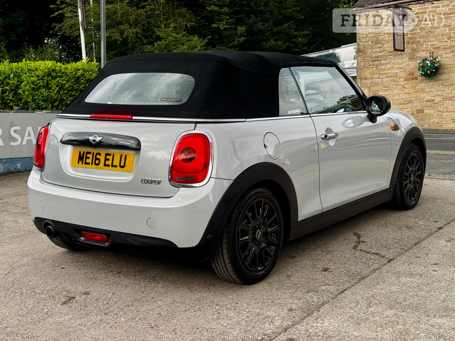 Mini Convertible 2016 - Cars