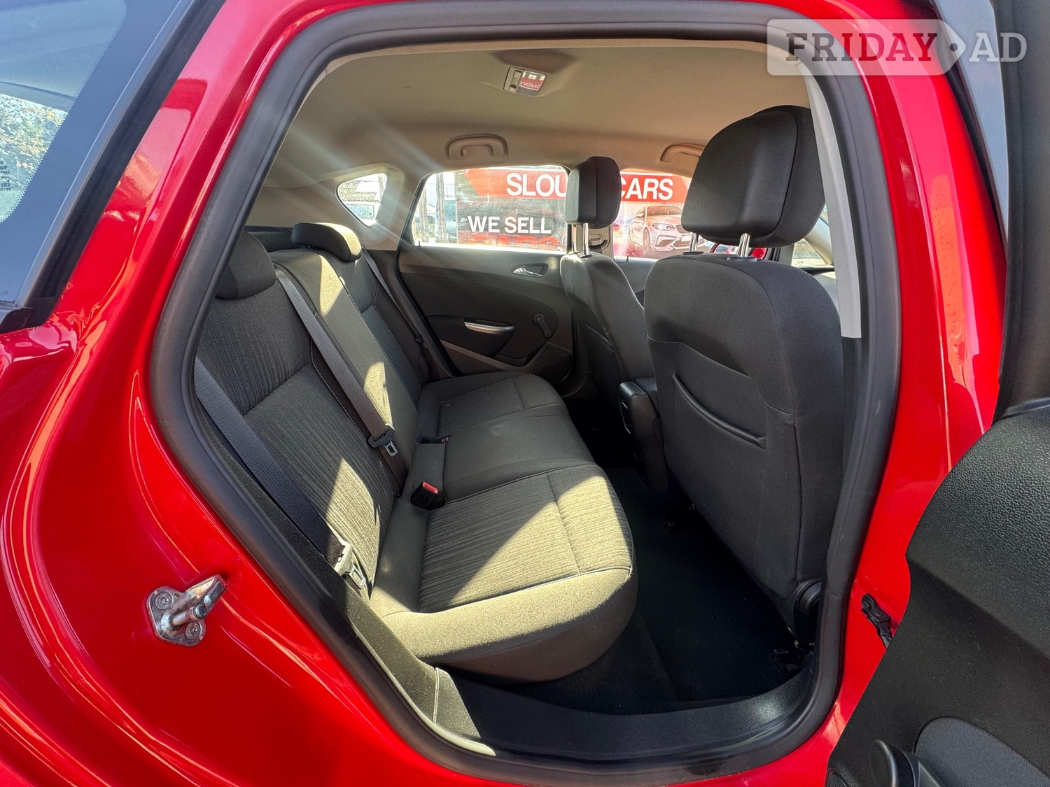 Vauxhall Astra 2011 - Cars