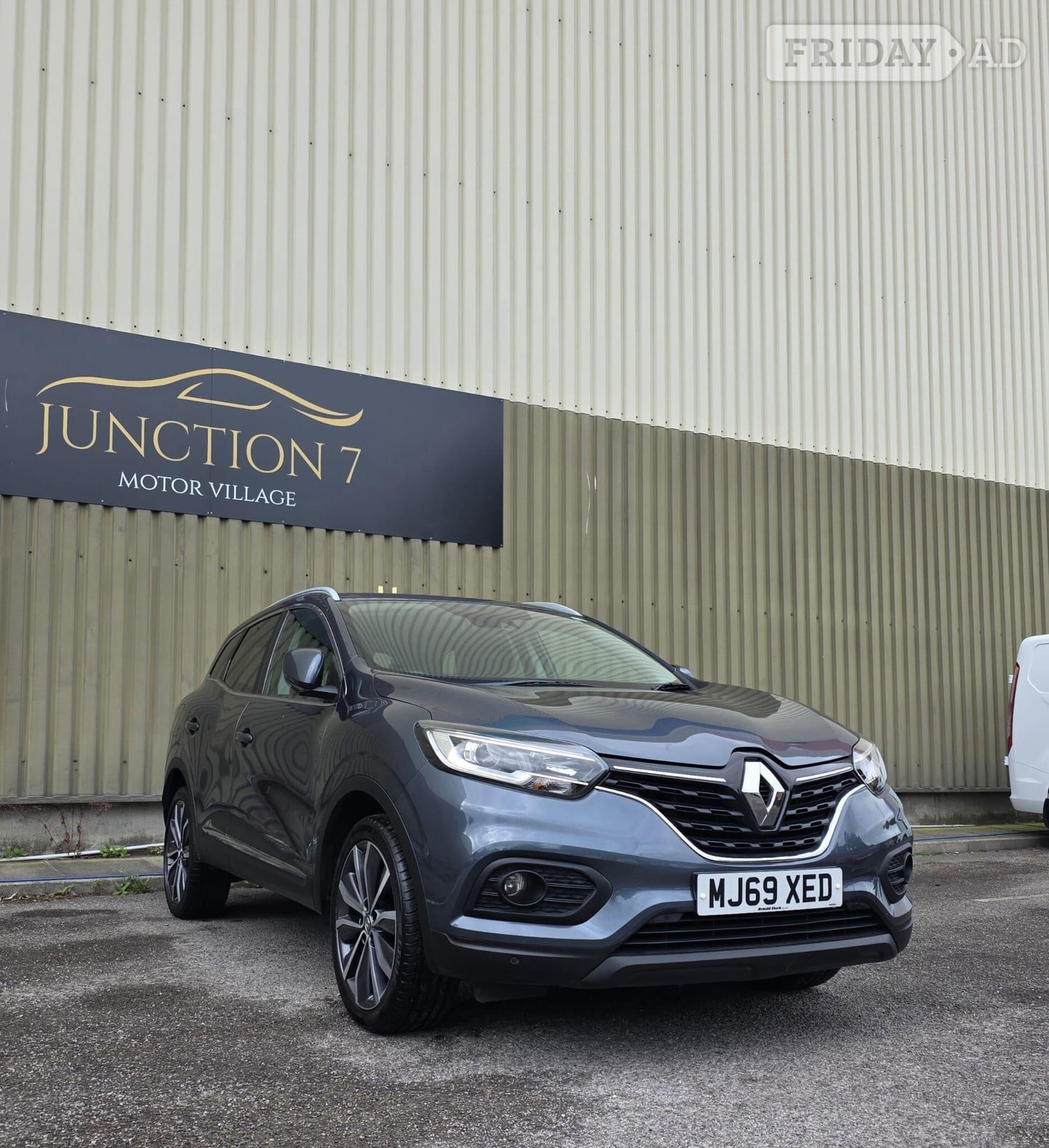 [ berth ]Renault Kadjar