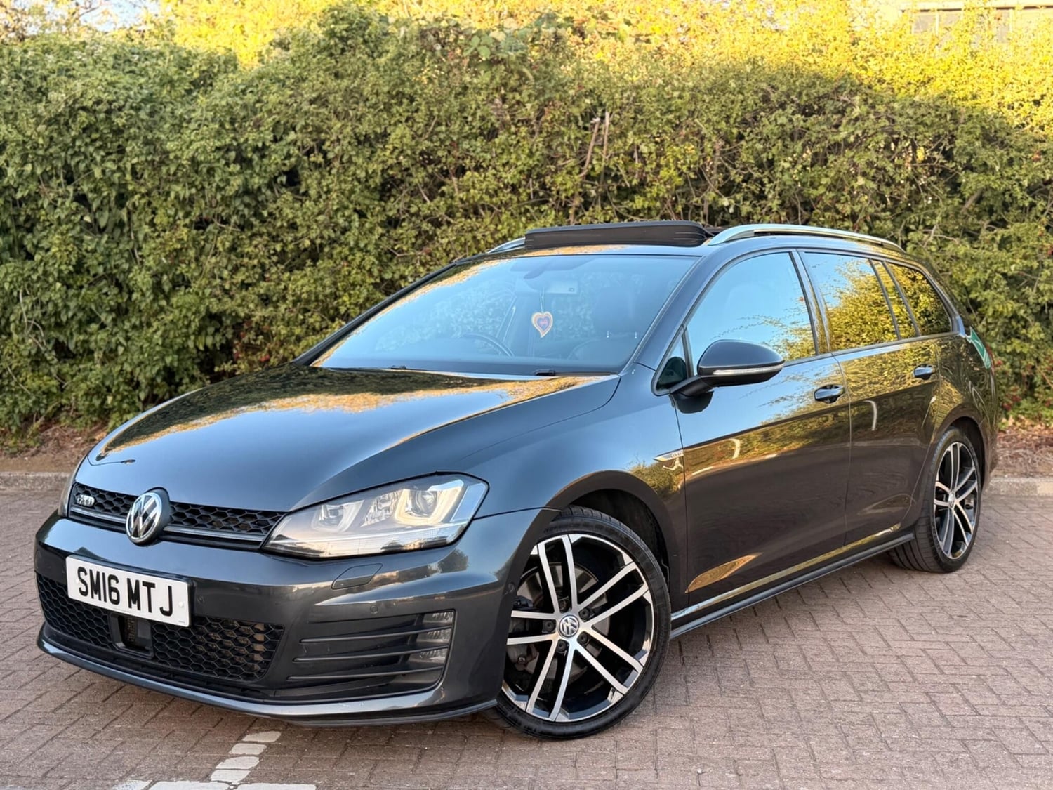 [ berth ]Volkswagen Golf