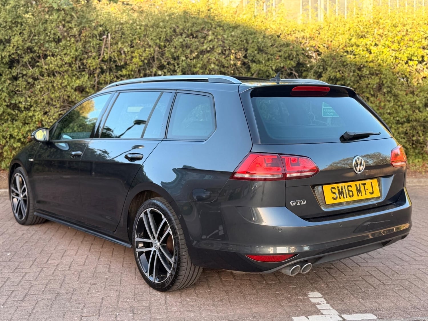 Volkswagen Golf 2016 - Cars in Swindon