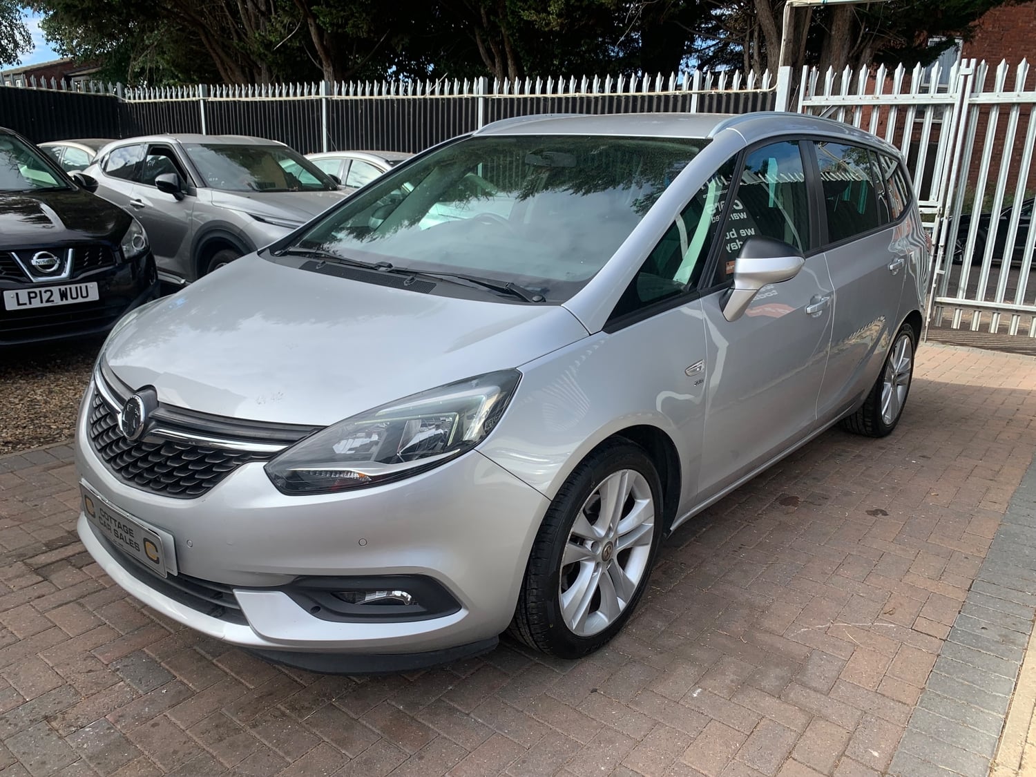 Vauxhall Zafira Tourer 2018 - Cars