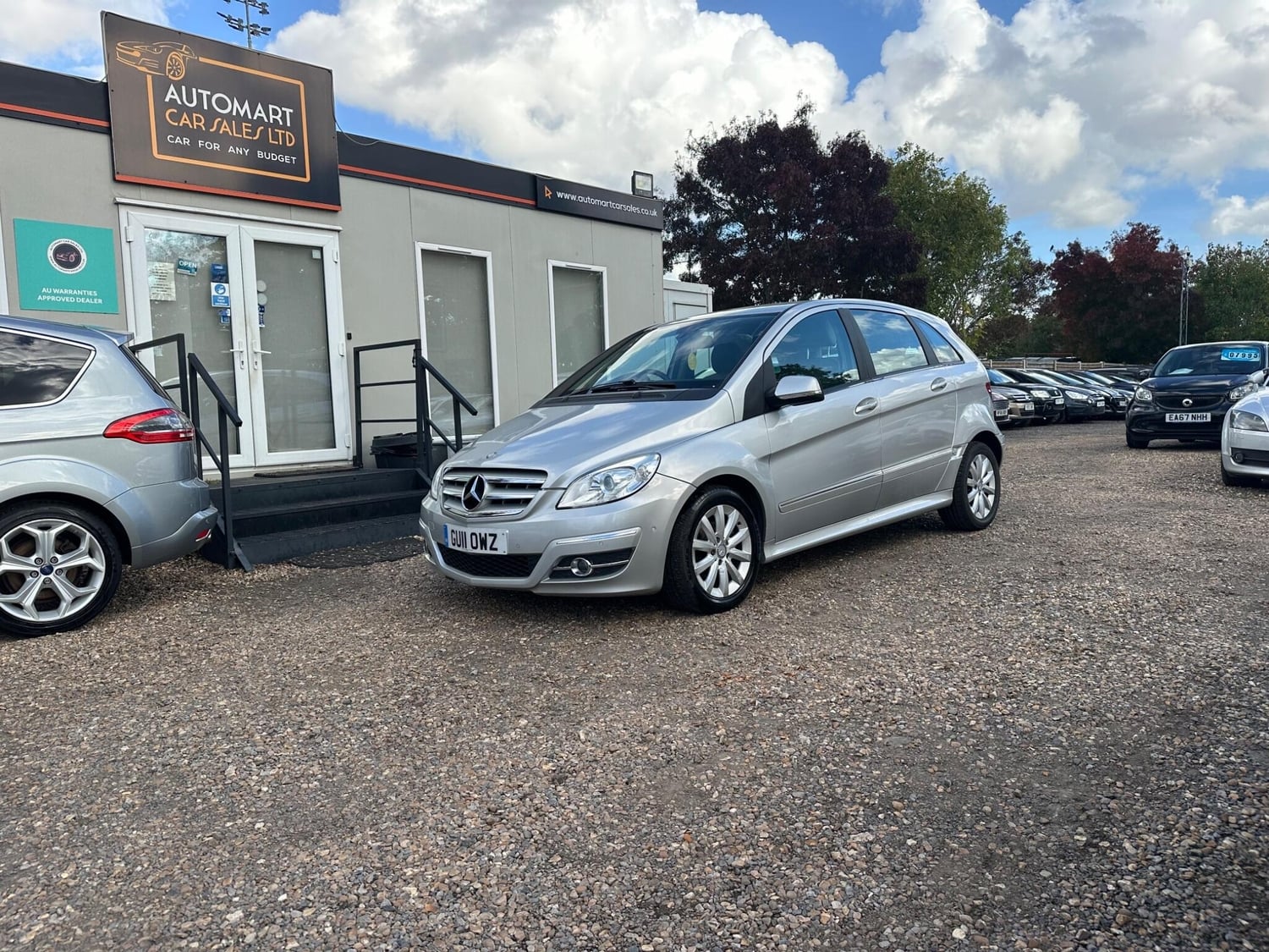 [ berth ]Mercedes-Benz B Class