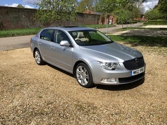 Skoda Superb 2012