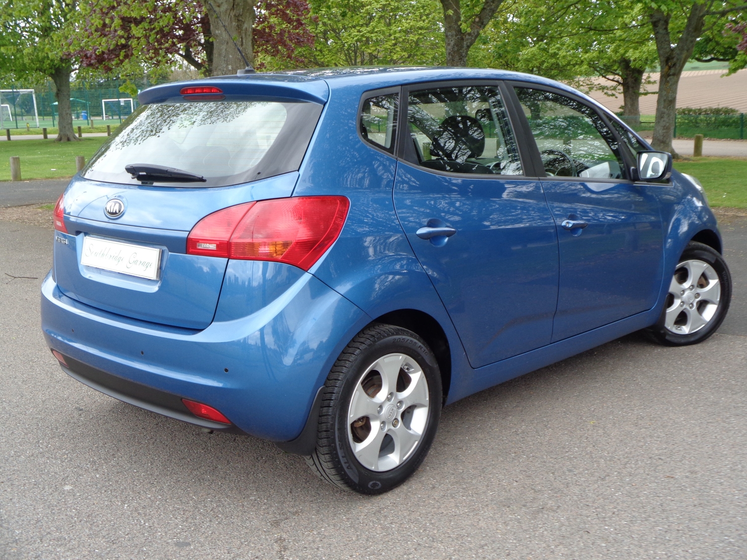 [ berth ]Kia Venga