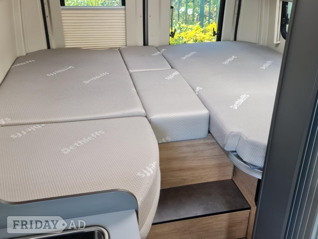 Dethleffs Globetrail 640 ES Highbridge