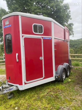 Ifor Williams HB511  Horse Trailer