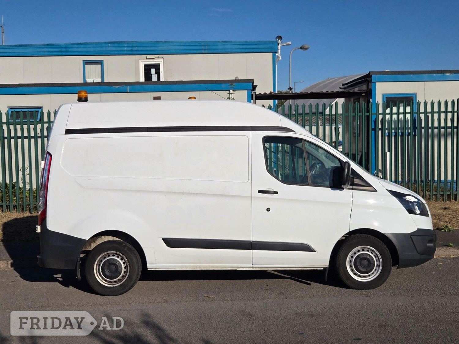 Ford Transit Custom 2018 - Vans & Commercial Vehicles in Cardiff