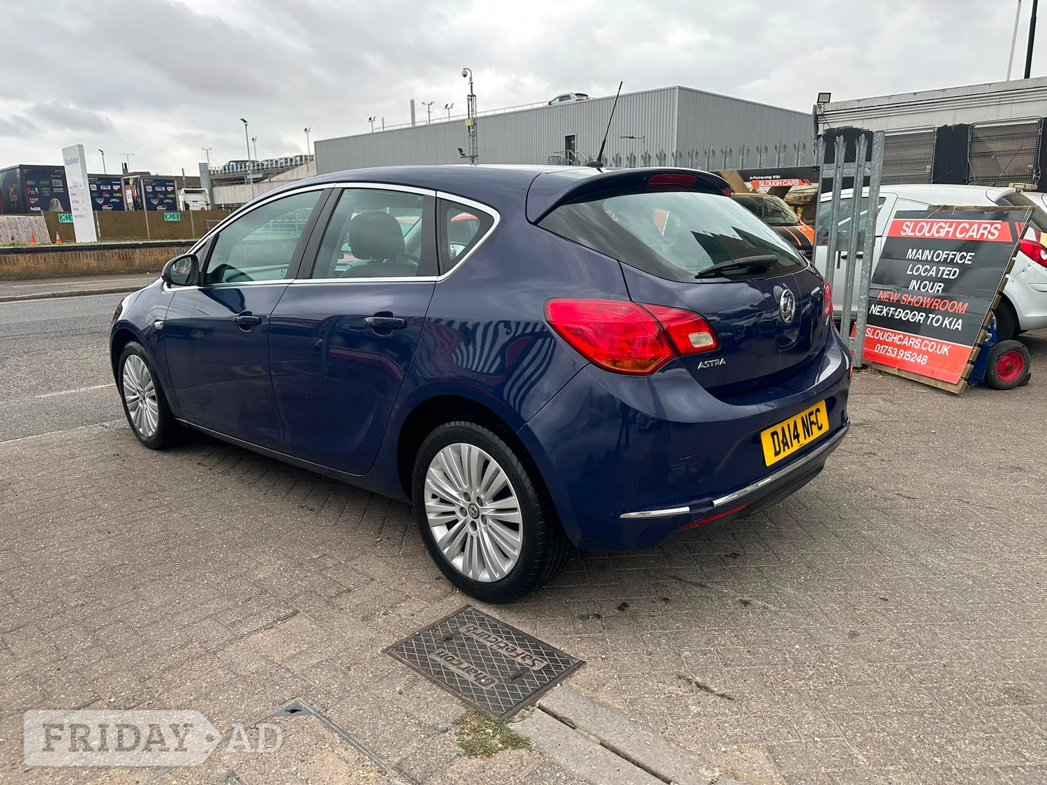 [ berth ]Vauxhall Astra