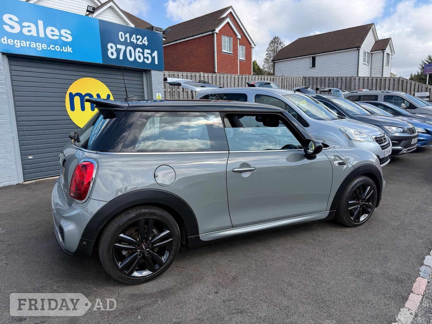 Mini Hatch 2019 - Cars in Rye