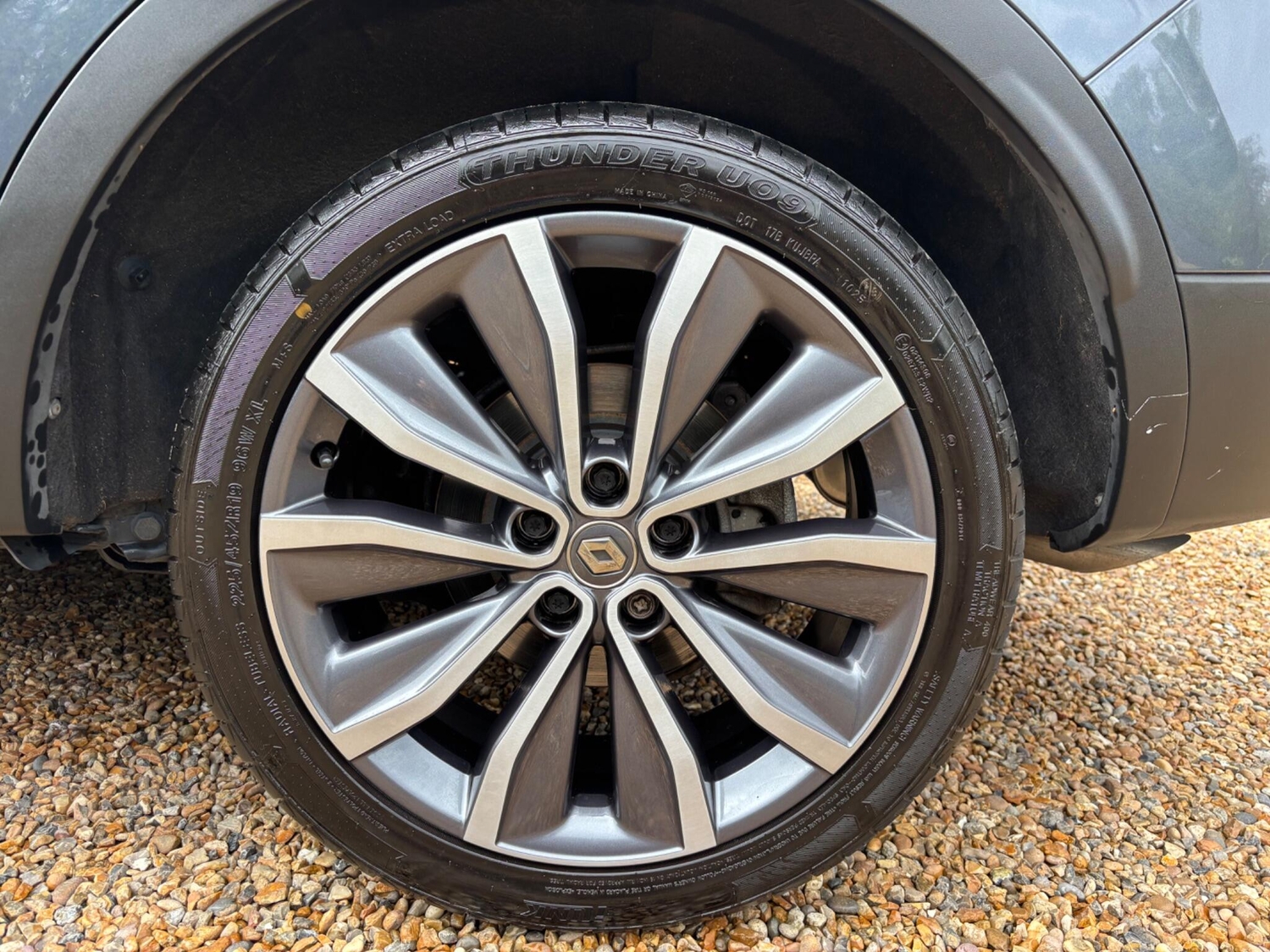 Renault Kadjar 2019 - Cars in Staines
