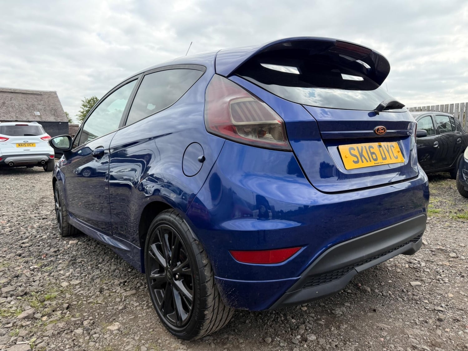 Ford Fiesta 2016 - Cars in Dalkeith