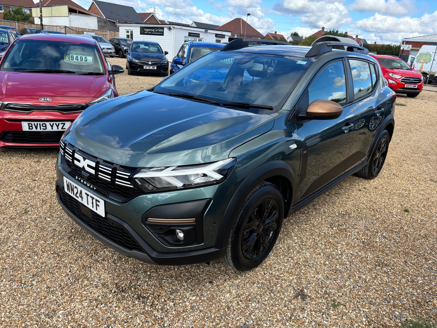 Dacia Sandero Stepway 2024 - Cars in Littlehampton