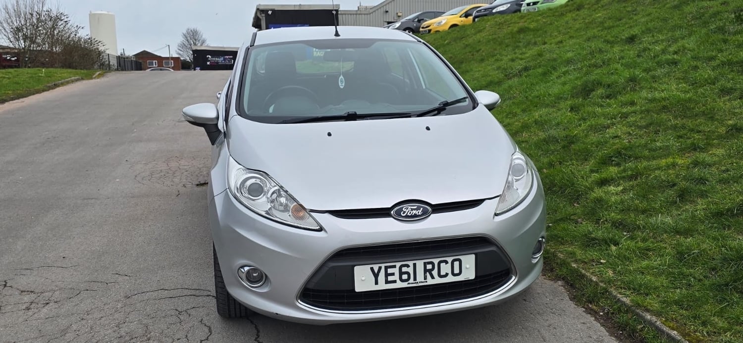 [ berth ]Ford Fiesta