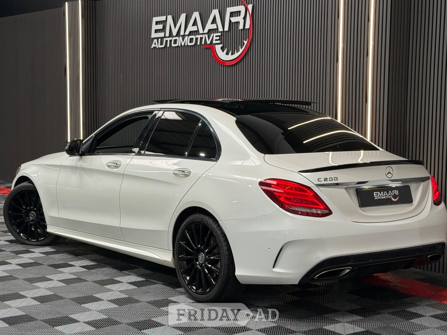 [ berth ]Mercedes-Benz C Class