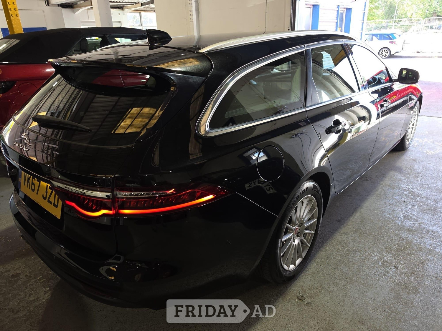 Jaguar XF 2017 - Cars