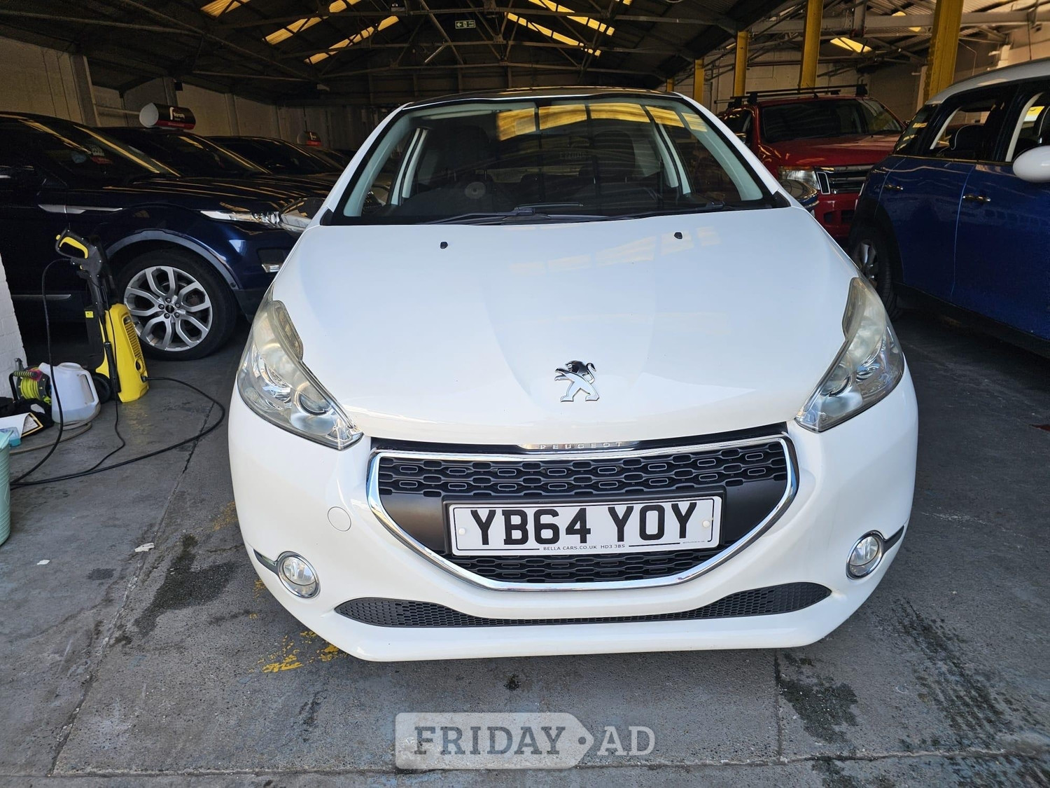 Peugeot 208 Pontypridd