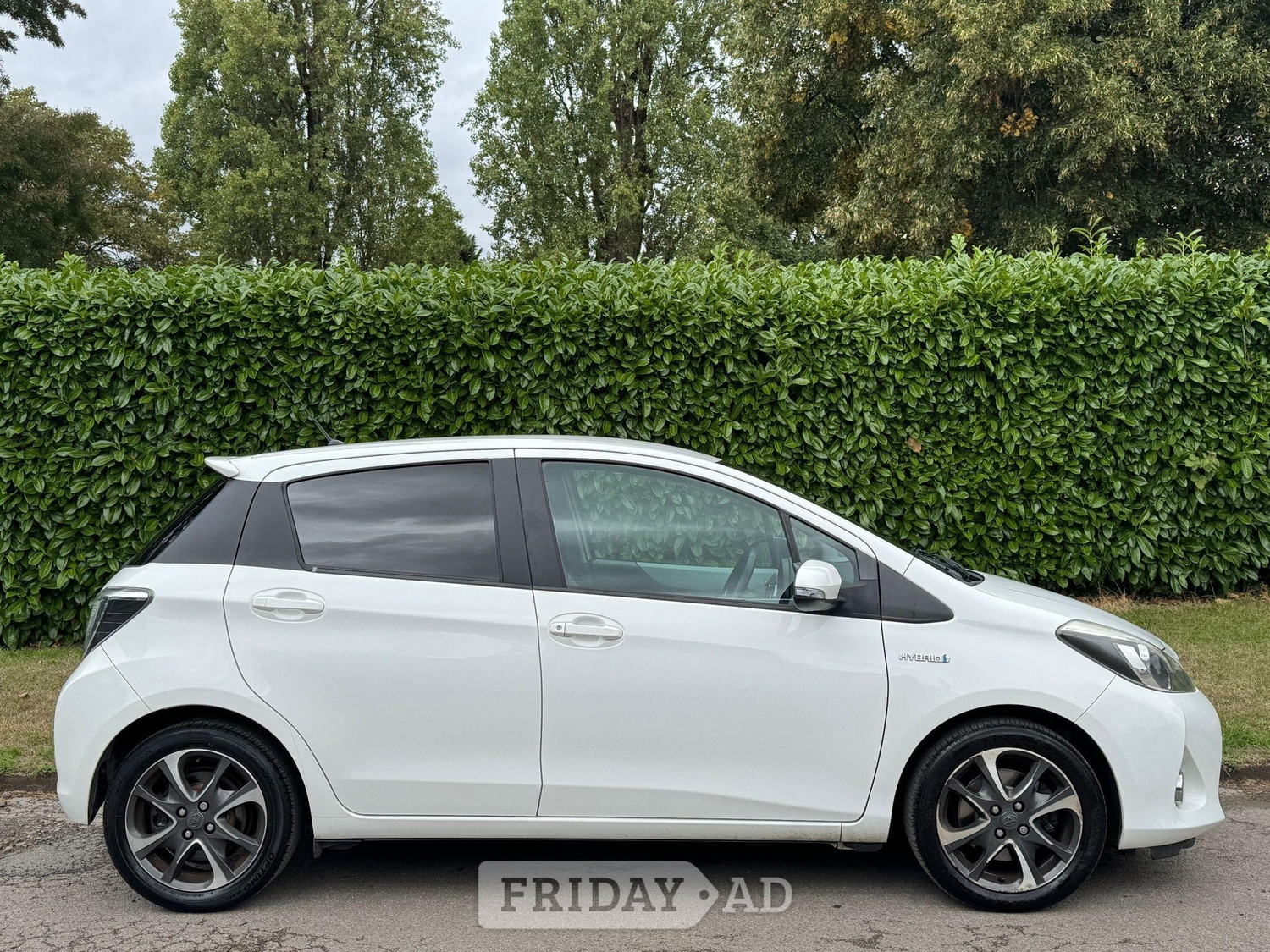 Toyota Yaris 2014 - Cars