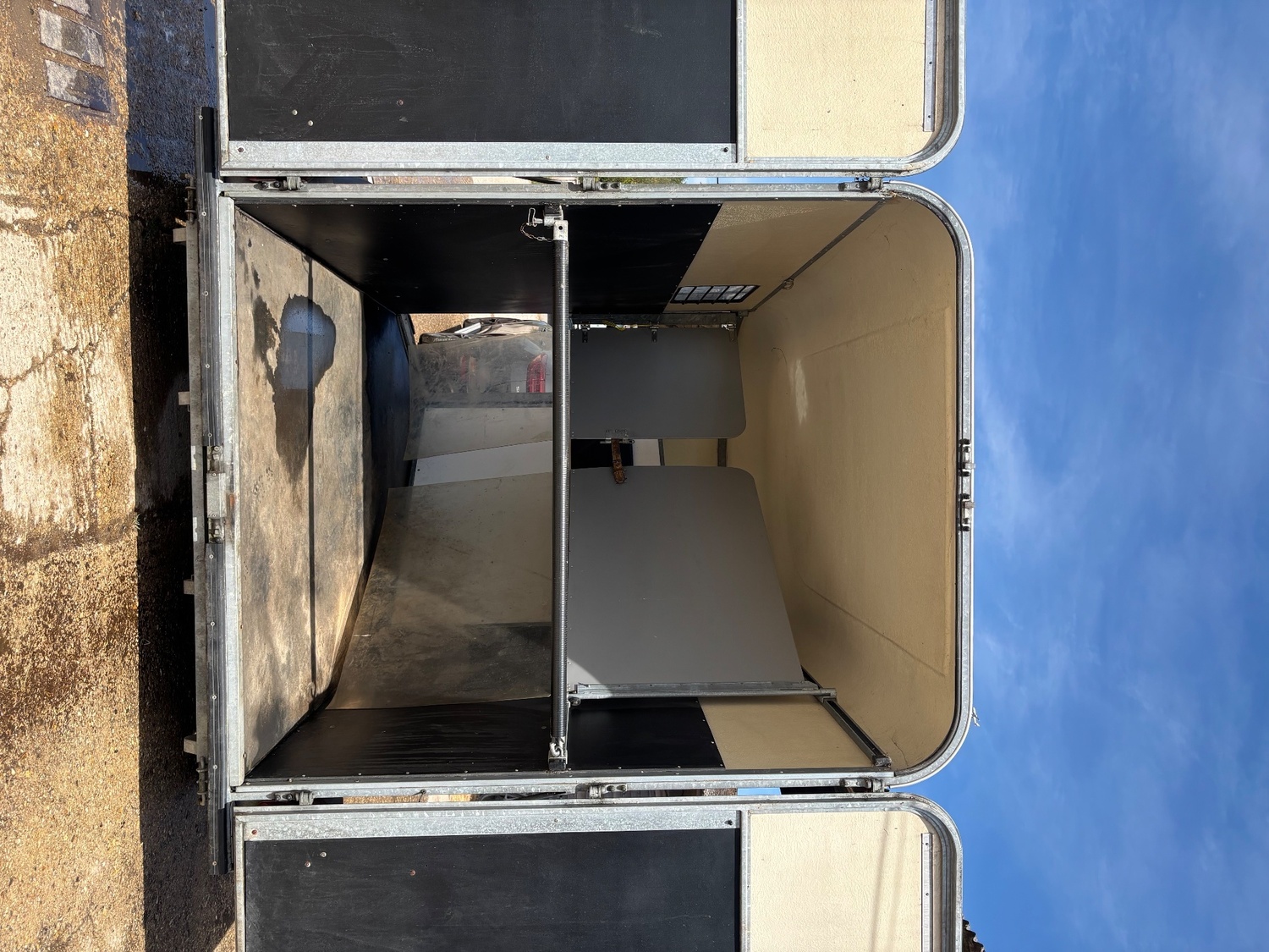 Fautras Obliq 2  Horse Trailer - Trailers & Horseboxes