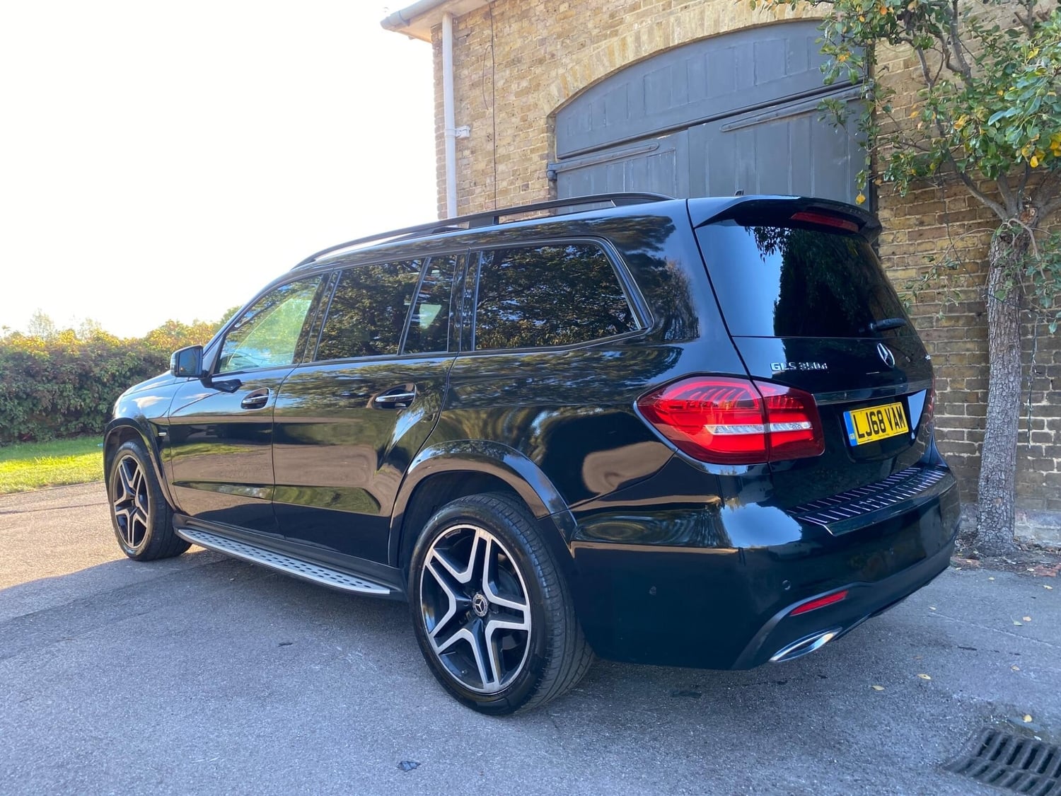 Mercedes-Benz GLS 2018 - Cars in Uxbridge