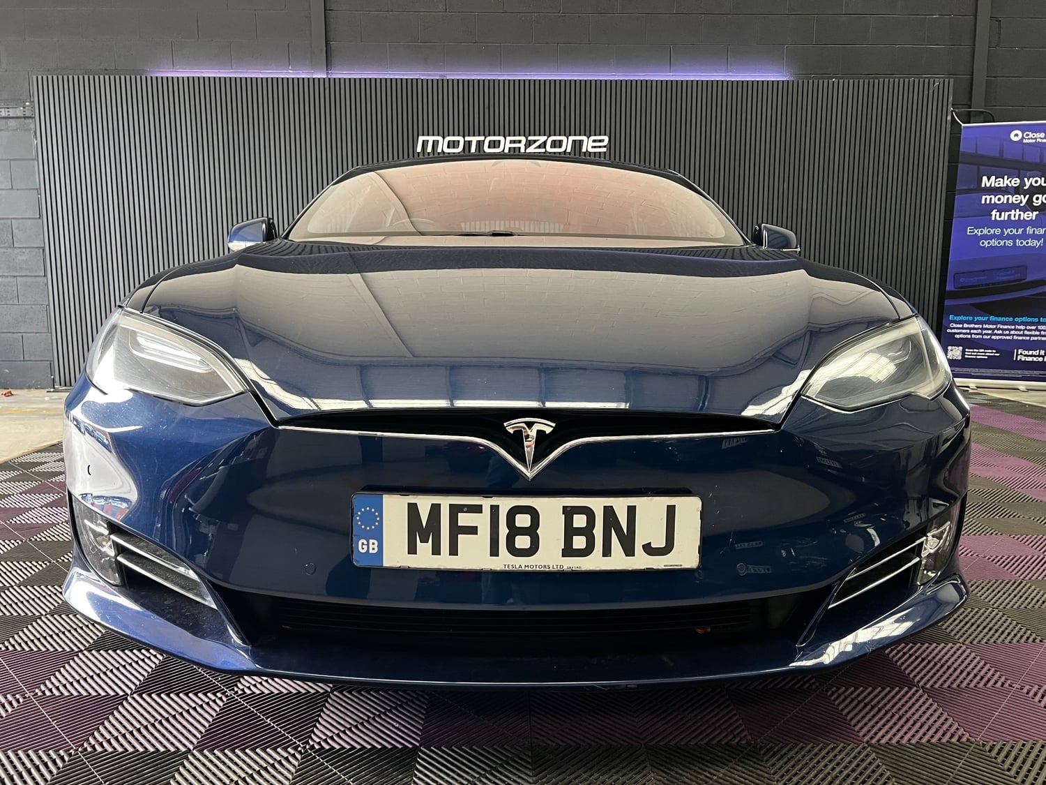 Tesla Model S 2018 - Cars in Durham