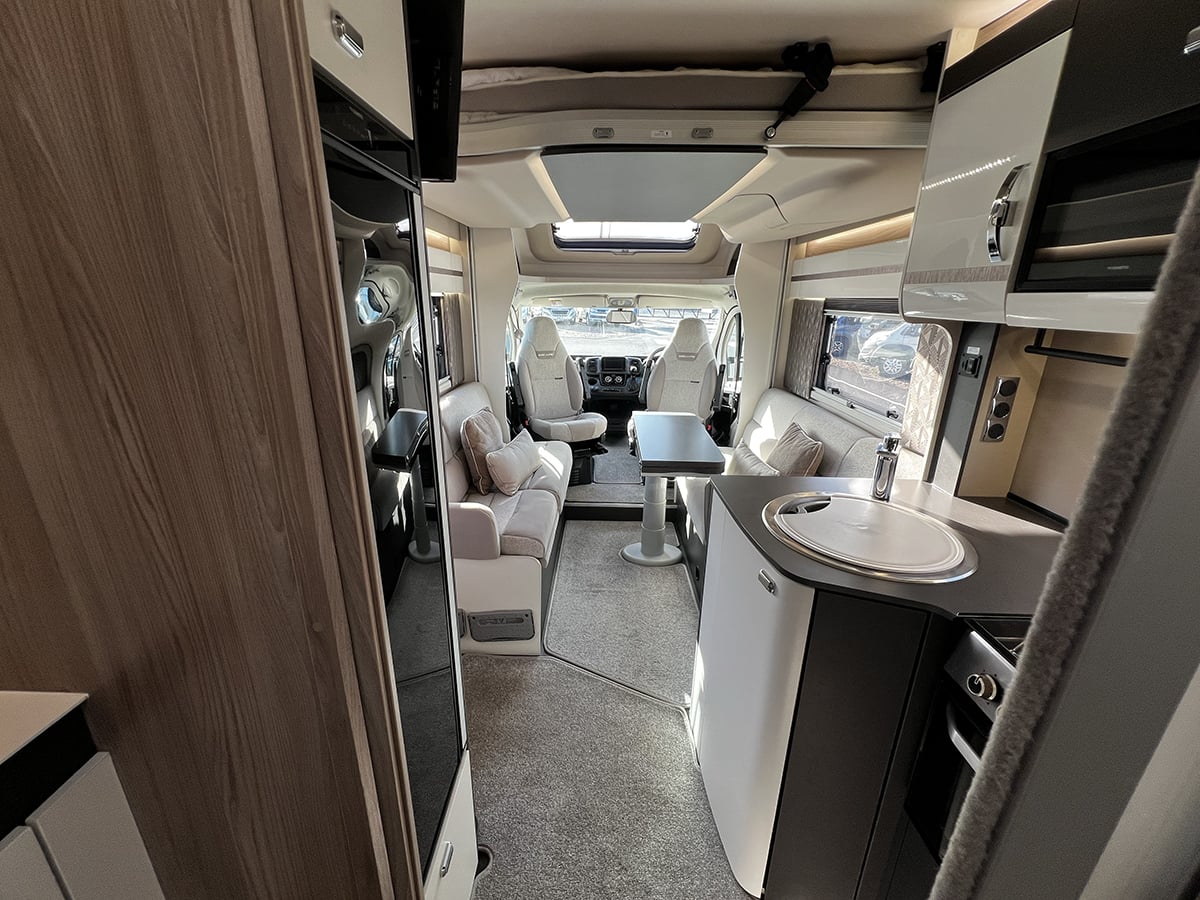 [4 berth ]Swift Escape 640