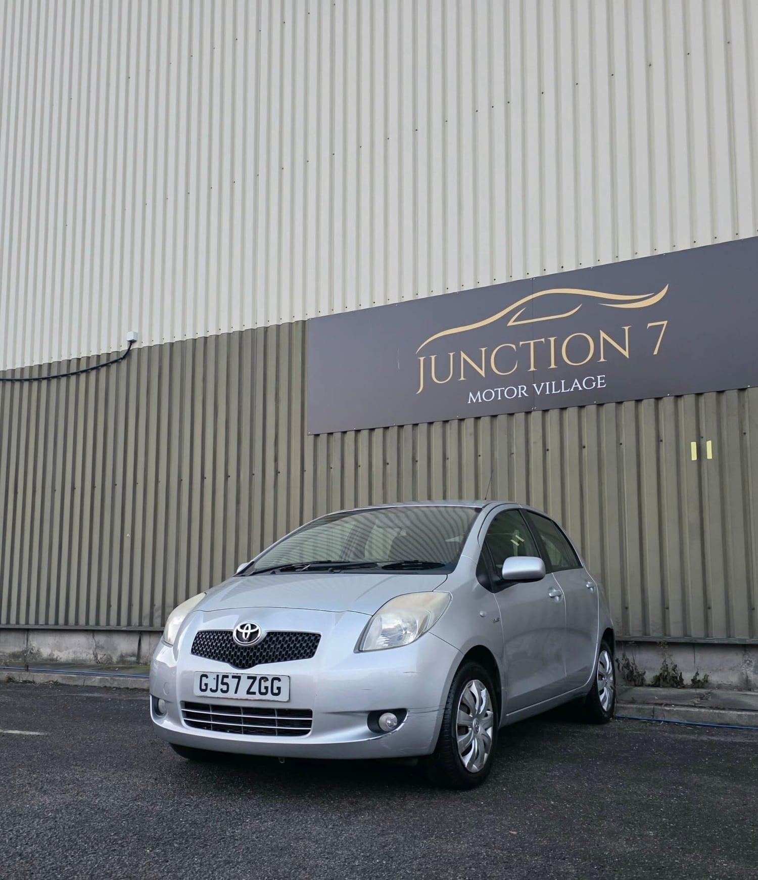 Toyota Yaris 2007 - Cars