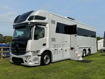 Cooke Platinum  Horsebox