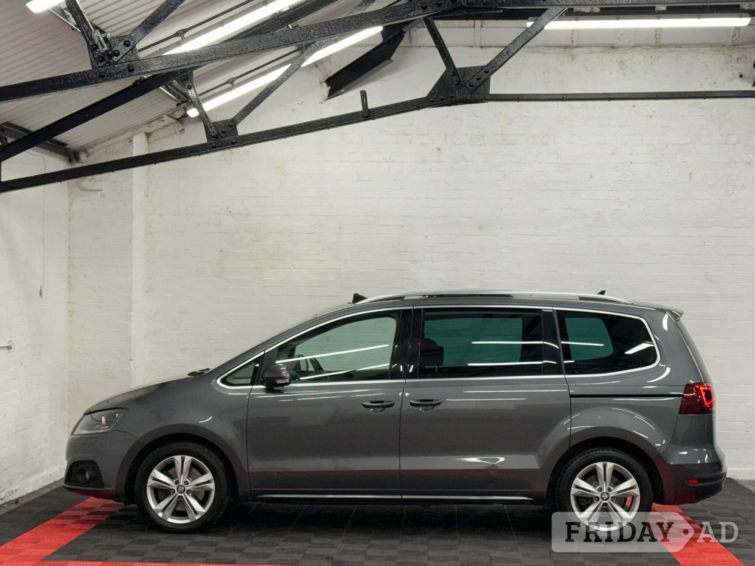[ berth ]SEAT Alhambra