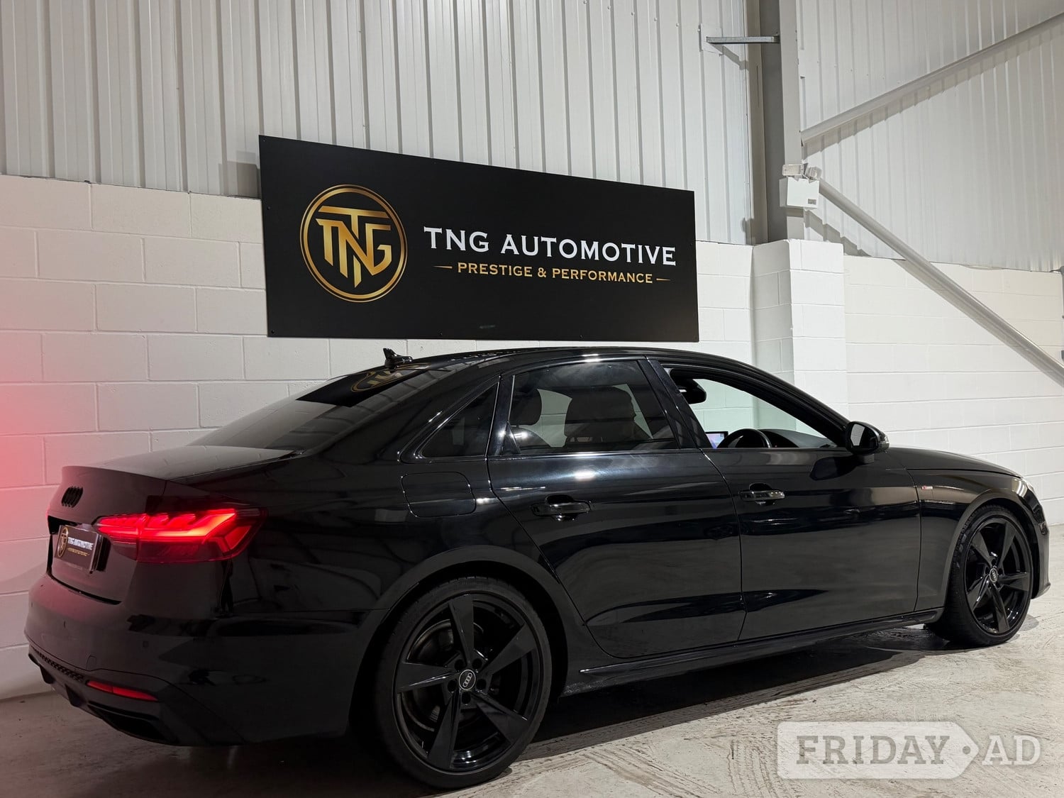 Audi A4 2021 - Cars in Croydon