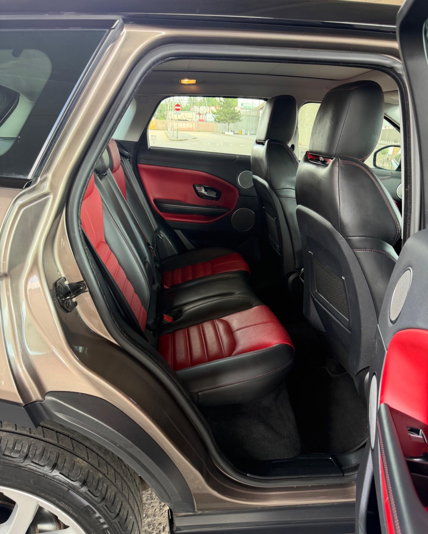 Land Rover Range Rover Evoque 2018 - Cars in Havering